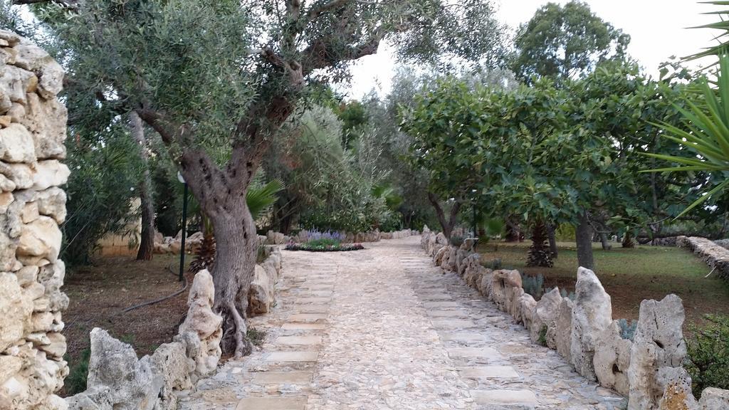 Agriturismo Tenuta La Siesta Gallipoli Buitenkant foto