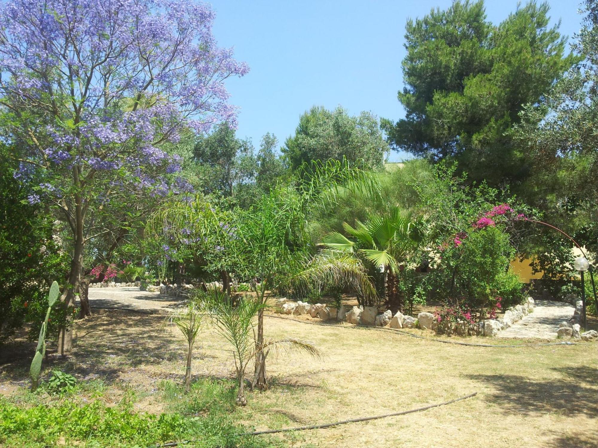 Agriturismo Tenuta La Siesta Gallipoli Buitenkant foto