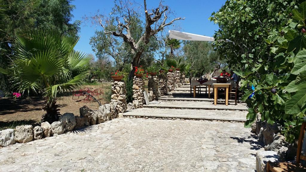 Agriturismo Tenuta La Siesta Gallipoli Buitenkant foto