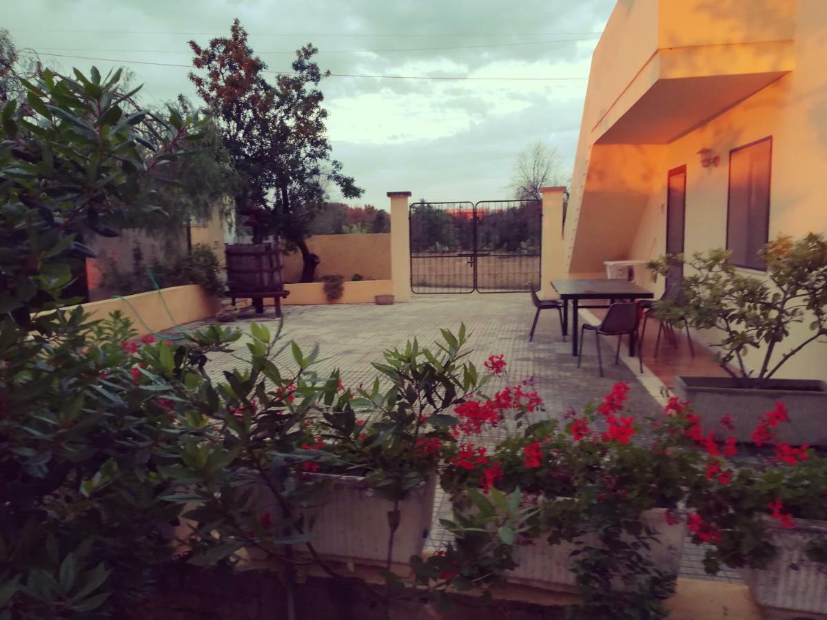 Agriturismo Tenuta La Siesta Gallipoli Buitenkant foto